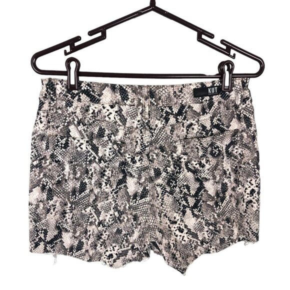 Kut from the Kloth Gidget Gray Snakeskin Print Raw Hem High Rise Shorts - Picture 6 of 6